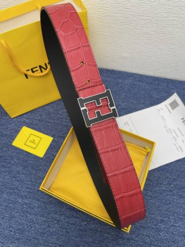 特 Fendi.芬迪 全套包装 宽度38Mm 精品钢扣 搭配专柜同款进口定制皮料 可双面使用
