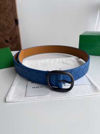 Bv 2025最新款男士编织腰带 纯手工Intreccio大格子编织 双面意大利小牛皮搭配椭圆形真空枪色针扣 宽体大针搭配扁孔设计尖尾 侧面有标识 皮带宽度35 - 点击图像关闭