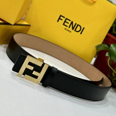 特 Fendl 芬迪宽40Mm双面原版小牛皮 搭配单钌钯电镀扣 完美的手感.油边 出众的设计.风格 高贵奢华 时尚大方 高清实拍 货真价实 品质保证 双面用