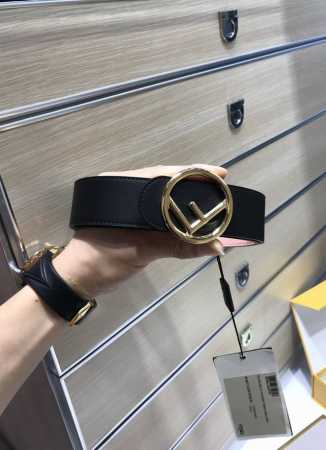 配送专柜包装 打孔针 特批 Fd 宽40Mm 标志造型宽皮带，圆F钉扣式，原版进口小牛皮，镀金表面金属制品，品质保证，非市场通货！ - 点击图像关闭
