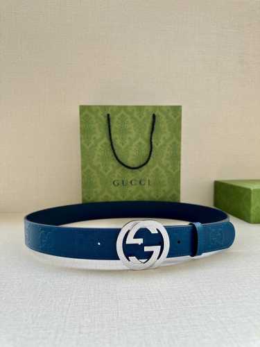 特 P280 Gucci 宽度4.0Cm 这款单品将品牌的过去与未来贯通在一起，以现代风格的全新设计诠释了经典设计元素。Guccio Gucci字母交织图案巧妙
