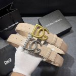 特 Dg。宽4.0Cm Dolce&Gabbana 全新鹿皮纹印花全小牛皮腰带,简约配饰,点缀个性化 Dg 徽标搭扣。Dg 徽标鹿皮纹印花小牛皮腰带