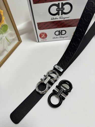 品名：菲拉格幕 原单 材质：原单牛皮腰带 百分百头层牛皮腰带保证真皮，24K纯钢扣，专柜原单品质、做工精细，时尚大牌，送人自用首选 包装： 请认准如图专柜包装赠