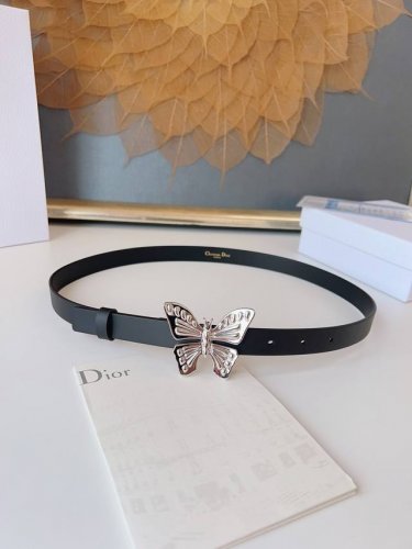 特 Dior 24早春 MéTamorphose 腰带 2.0Cm光滑牛皮革 超級火 蝴蝶搭扣系列
