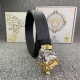 品名：Versace.范思哲 材质：原单牛皮腰带 百分百头层牛皮腰带保证真皮，24K纯钢扣，专柜原单品质、做工精细，时尚大牌，送人自用首选 包装： 请认准如图专