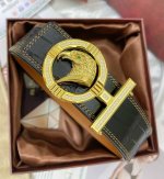 皮带: Stefen Rcici.史特芬.尼茨 腰带: 顶级原单复刻.私人订制高端特供版 等级: 进口原厂头层牛皮纹路-24K纯钢材质.镶钻石真空电镀工艺.史蒂