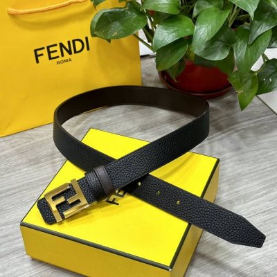 Fendl 芬迪 专柜同款 女士腰带 宽3.0Cm 双面头层牛皮制作 搭配经典Ff纯铜扣 经典时尚 潮流系列 一流的做工 精致的细节 高清实拍 品质保证