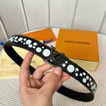 特 片裝1 寬：30Mm 驢家新品 Ss特別限定女士腰帶 驢家&草間彌生聯名系列 新款字母搭扣 搭配原廠荔枝紋飾有手繪立體波點印花紋 進口小牛皮底 雙面用