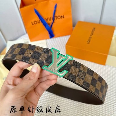 驢家新品 寬度40Mm 驢家ss24早春新品腰帶系列 意大利原廠皮料 扣頭採用雙拼視覺效果工藝 全方位精打細磨 精密度厚金電鍍 雙面用