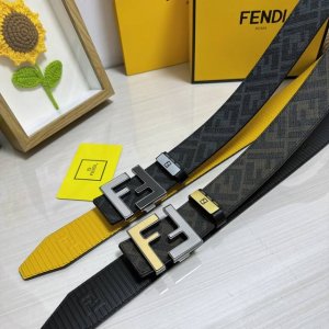 品名：芬迪 Fendi 原单 材质：原单牛皮腰带 百分百头层牛皮腰带保证真皮，24K纯钢扣，专柜原单品质、做工精细，时尚大牌，送人自用首选 包装： 请认准如图专