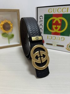 品名：古奇.Gu...Ci 原单 材质：原单牛皮腰带 专柜原单品质、做工精细，时尚大牌，送人自用首选 包装： 请认准如图专柜包装赠送打孔器手提袋专柜礼盒宽度3.