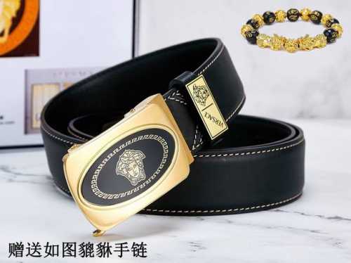 皮带：Versace.范思哲自动扣 腰带：百分百头层牛皮，自动带，保证真皮。24K纯钢扣双面可用专柜同等质量， 送人自用首选 包装： 请认准如图