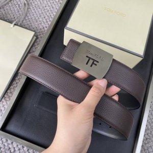 Tom Ford 汤姆福特。新品高端双面小牛皮，简约商务男士腰带，4.0Cm宽，双面使用，配原版包装