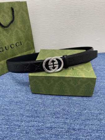 古奇 Gucci进口小牛皮，手感细腻柔软，搭配纯钢精品自动扣，男士必备！宽度：3.5Cm - 点击图像关闭