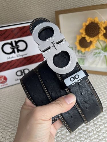 品名：菲拉格幕 原单钻扣 DDD 材质：原单牛皮腰带 百分百头层牛皮腰带保证真皮，24K纯钢扣，专柜原单品质、做工精细，时尚大牌，送人自用首选 DDD 包装：