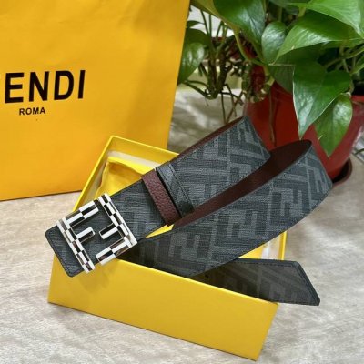 fendi 芬迪 专柜同款 宽4.0Cm 双环正反用腰带 Ff按钉搭扣 咖啡色Cuoio Romano皮革材质 反面面料带有烟草黄和黑色Ff图案 黑色珐琅金属饰