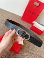 特 Ferragamo.菲拉格慕 全套新款包装 宽度3.5Cm 高级定制款男士皮带 双面进口牛皮 可双面使用 自行选择搭配 真材实料 很有质感 时尚经典不失风范