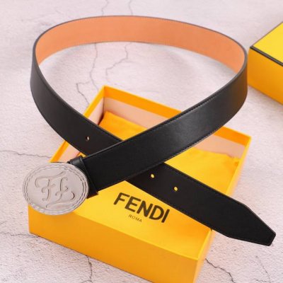 特 Fendi 芬迪 专柜同款 宽35Mm 标志造型宽皮带。原版单扣，进口原版小牛皮制成，镀金表面金属制品。男士休闲商务款，奢华时尚，品质保证。