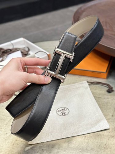 特 H 5382 Belt Buckle & Reversible Leather Strap 38Mm