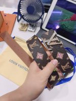 特 Louis Vuitton[正]经典原单品质，经典印花面配原版平纹皮，搭配原单精品扣，精工制作，细节看图，实物拍摄，高端奢华，宽度4.0Cm