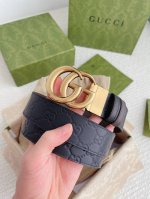 高端品質，實物拍攝 特 配全套禮盒 古馳：專櫃品質雙面頭層牛皮,可雙面使用.旋轉雙G純銅五金扣。金屬配件深受品牌輝煌的70年代經典設計所影響，得以重新詮釋。