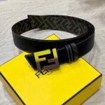 Fendi芬迪专柜同款 宽4.0Cm 双环正反用腰带 Ff按钉搭扣 黑色Cuoio Romano皮革材质 反面面料带有烟草黄和黑色Ff图案 四方满钻金属饰面 时