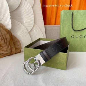 Gucci新款压花腰带，底部为咖色牛皮压小花，搭配专柜精品旋转扣，宽3.8Cm