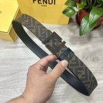 图片包装 Fendi 芬迪 专柜同款 宽4.0Cm 双环正反用腰带 Ff按钉搭扣 黑色Cuoio Romano皮革材质 反面面料带有烟草黄和黑色Ff图案 黑色珐