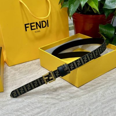 特 Fendl 芬迪 专柜同款 宽20Mm 原版定制布料 单环皮带钢扣 Ff图案布料材质 棕色皮革内衬 单钉镀钯金属配件 时尚潮流 经典系列