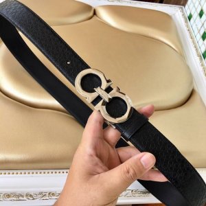特 ：配送专柜全套礼盒包装。菲 拉 专柜在售爆款 感谢客户反馈实拍图，顶级货 自己看细节 3.5Cm都有货 码数齐