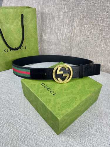 宽度4.0Cm Gucci 经典帆布织带腰带，配以织纹皮质滚边和双G原单钢扣。绿色 红色 绿色棉质帆布编织腰带，配以黑色头层牛皮