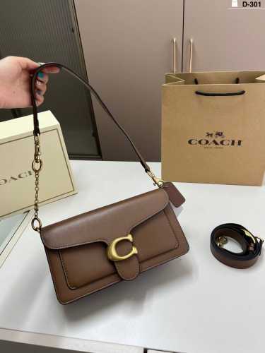 配小C挂件 Coach蔻驰酒神包Tabby新款系列 双层两条长带 单肩加斜挎 D-301尺寸26×13折叠盒