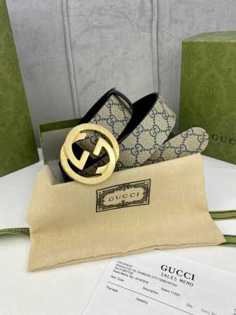 宽度4.0Cm Gucci Marmont系列每一季都会推陈出新 为灵感源于70年代的标志性Gg 6.0Cm钢扣配件注入现代精髓 这款Gg Supreme帆布腰 - 点击图像关闭