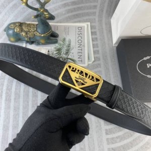 普拉达 特种皮腰带自动带系列 ，原厂五金精品不锈钢扣，手感柔软舒适 宽3.5Cm。