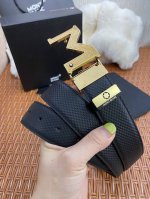 品名：万宝龙 Montblanc 原单 材质：原单牛皮腰带 百分百头层牛皮腰带保证真皮，24K纯钢扣，专柜原单品质、做工精细，时尚大牌，送人自用首选 包装： 请