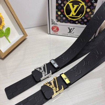 品名：Lv..路易..威登 材质：原单牛皮腰带 百分百头层牛皮腰带保证真皮，24K纯钢扣，专柜原单品质、做工精细，时尚大牌，送人自用首选 包装： 请认准如图专柜