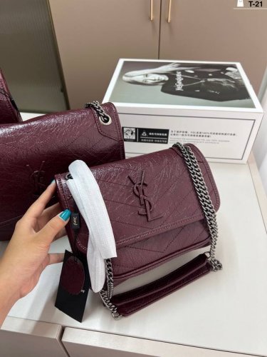 小 圣罗兰Ysl Niki邮差包 简直无法拒绝 超显气质高级感十足 集美必入款T-21尺寸22×16 28×20 32×24折叠盒飞机盒