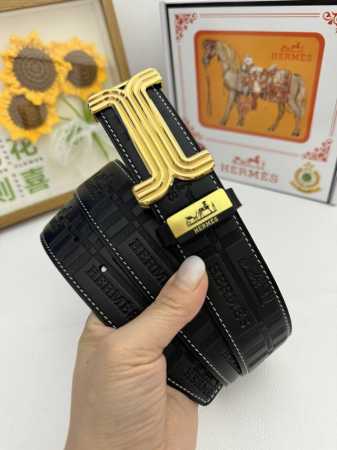 品名：爱马仕.Hermès 原单 材质：原单牛皮腰带 百分百头层牛皮腰带保证真皮，24K纯钢扣，专柜原单品质、做工精细，时尚大牌，送人自用首选 包装： 请认准如 - 点击图像关闭