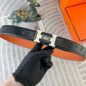 爱马仕 特种皮腰带系列 ，原厂五金精品不锈钢扣，手感柔软舒适 宽3.8Cm。
