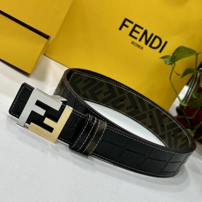 特 Fendi芬迪专柜同款 宽4.0Cm 双环正反用腰带 Ff按钉搭扣 黑色Cuoio Romano皮革材质 反面面料带有烟草黄和黑色Ff图案 四方金属饰面 时