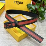 Fendi 芬迪 专柜同款 宽4.0Cm 双环正反用腰带 Ff按钉搭扣 黑色cuoio Romano皮革材质 反面面料带有烟草黄和黑色ff图案 四方满钻金属饰面