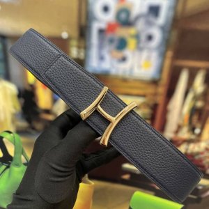 Hermes- 柜姐 推荐分享 H DDD 宽度 38Mm 精品 DDD 双面 原版皮 配精品扣，精品原单品质，精工制作，细节看图，金牌销售柜姐 实物拍摄，高端
