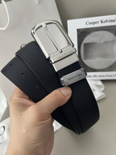 皮带：C K顶级复刻. 腰带：Ck潮牌.专柜正品.Cooperkelvina原单大牌品质百分百进口原厂头层牛皮，设计工艺.真空电镀.永不掉色.24K纯钢扣专柜正