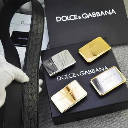 Dg，宽4.0Cm，Dolce&Gabbana 新款 Lux 鞍皮腰带，雅致配饰，搭配徽标搭扣 Lux 鞍皮腰带双电镀标牌 腰带，双电镀标牌搭扣 - 点击图像关闭