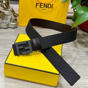 fendl 芬迪 宽40Mm双面原版小牛皮 搭配单钌钯电镀扣 完美的手感.油边 出众的设计.风格 高贵奢华 时尚大方 高清实拍 货真价实 品质保证 双面用