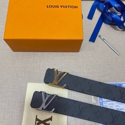 品牌：Lv路易威登 等级：男士皮带.定制头牛层皮.双面可用。油精边致、官网同步新款 配专全柜套包装 送打眼针 扣头：铜扣 长度：95 100Cm 国码 宽度：3