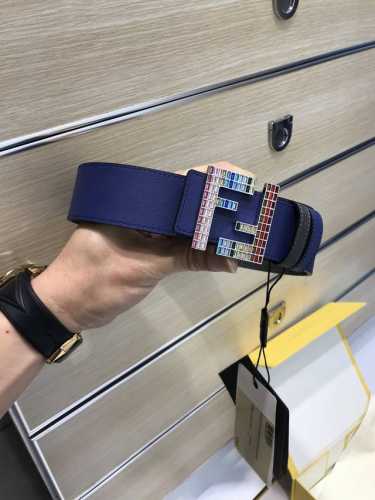 配送专柜包装 打孔针 特批 新款 Fd 宽38Mm 支持Nfc 芯片扫描，标志造型 皮带，原版亚克力彩色方钻扣，进口原版十字纹配小牛皮，高端大气，镀金表面金属制