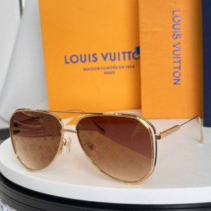 Louis Vuitto*Model Z1315 Size 61口14-145
