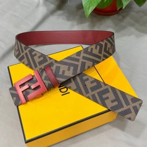 fendi 芬迪 专柜同款 宽4.0Cm 双环正反用腰带 Ff按钉搭扣 酒红色Cuoio Romano皮革材质 反面面料带有烟草黄和黑色Ff图案 黑色珐琅金属饰