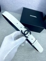 特 宽度3.0Cm Chanel 香奈儿女士腰带皮带新款柔软的内衬进口小牛皮搭配精品钢扣贴皮金 银色扣。
